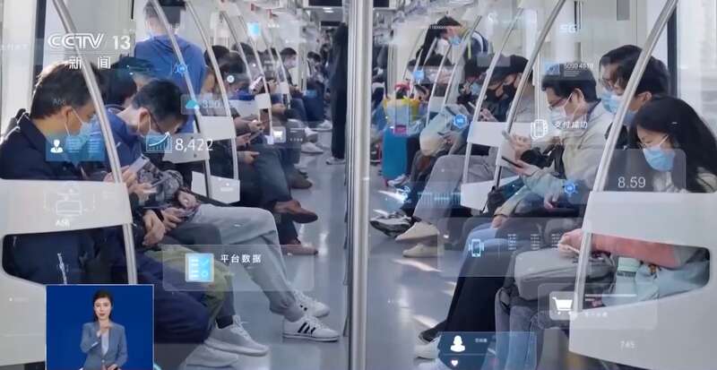 拼西凑DeepSeek教程卖课冰球突破网站转发提醒！有人东(图8)